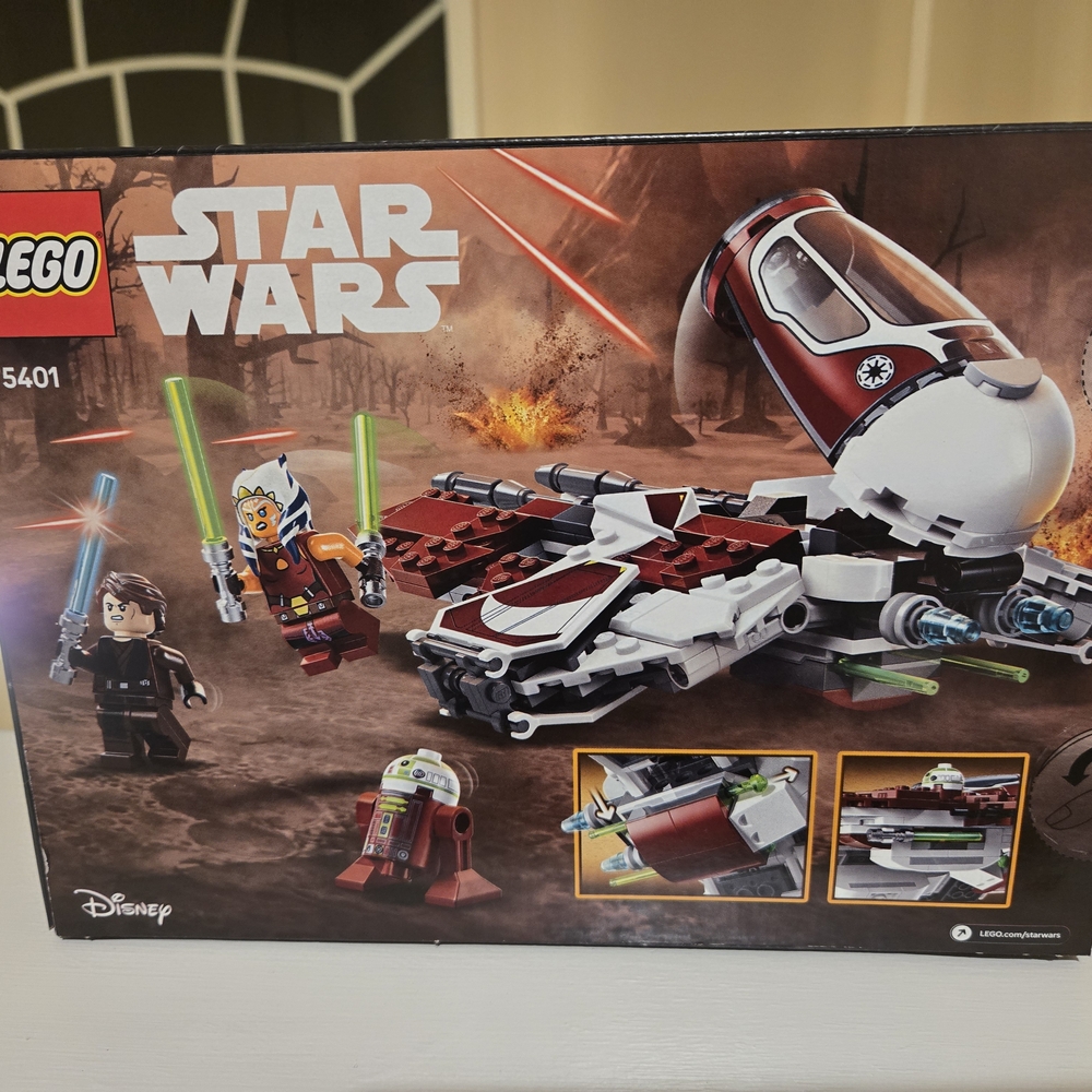 LEGO Star Wars Set - Red, White, and Green